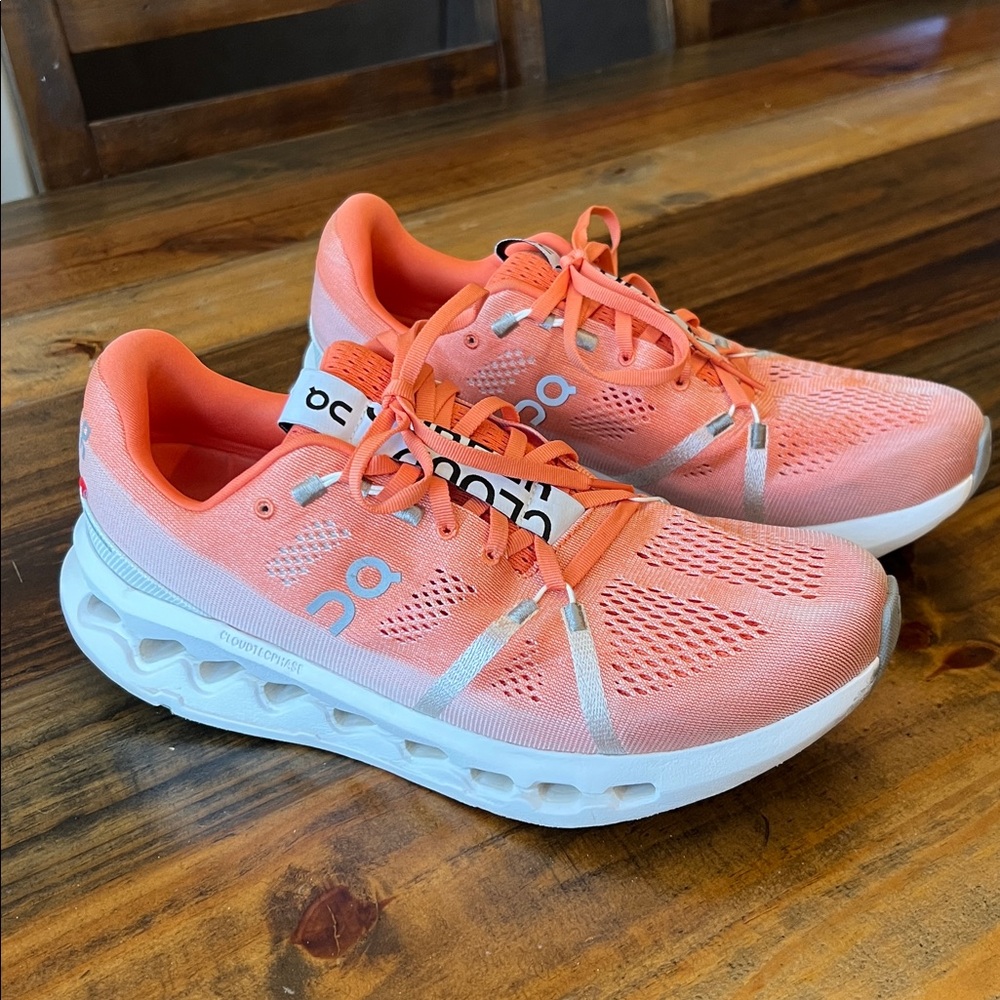 On Cloudsurfer Men’s Running Shoes - Picture 2 of 11